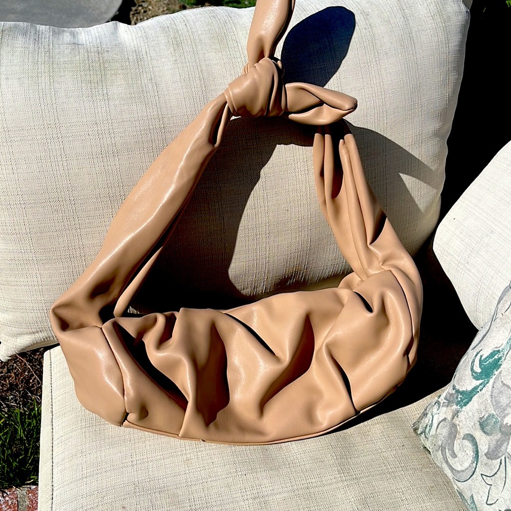 Elegant Tan Women's Bag